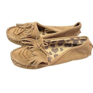 NWT Crabatta’s Beaded Beige Moccasins - old world comfort for the new world